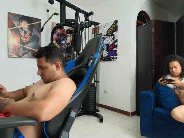 couplee-horny webcam