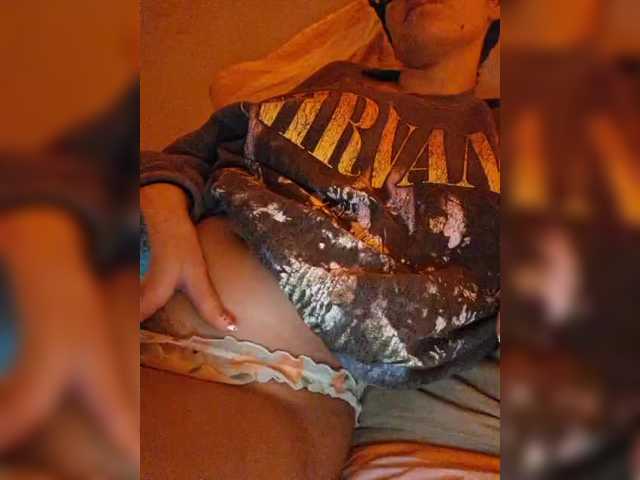 AntoniaDilune's BongaCams show and profile