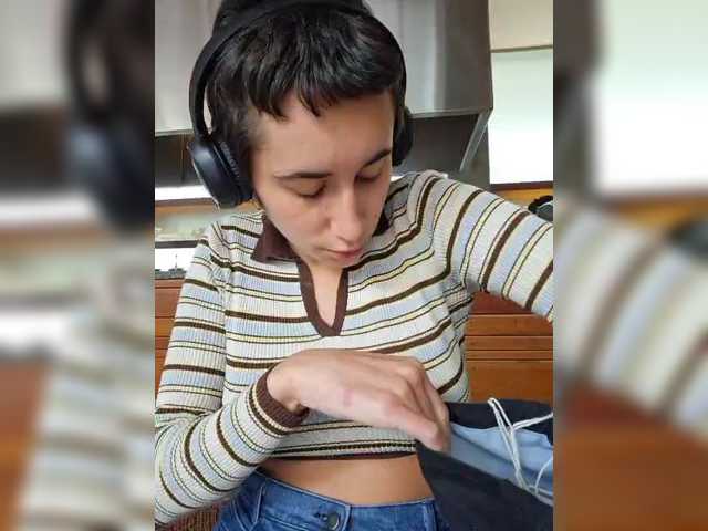 AntoniaDilune's BongaCams show and profile