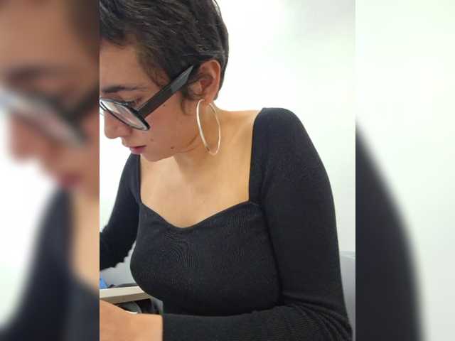 AntoniaDilune's BongaCams show and profile