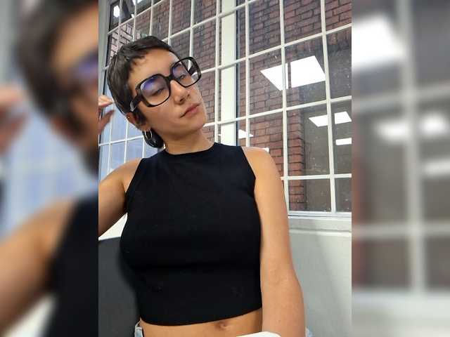 AntoniaDilune's BongaCams show and profile