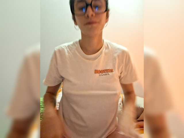 AntoniaDilune's BongaCams show and profile