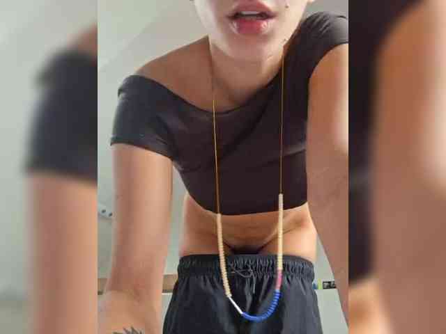 AntoniaDilune webcam