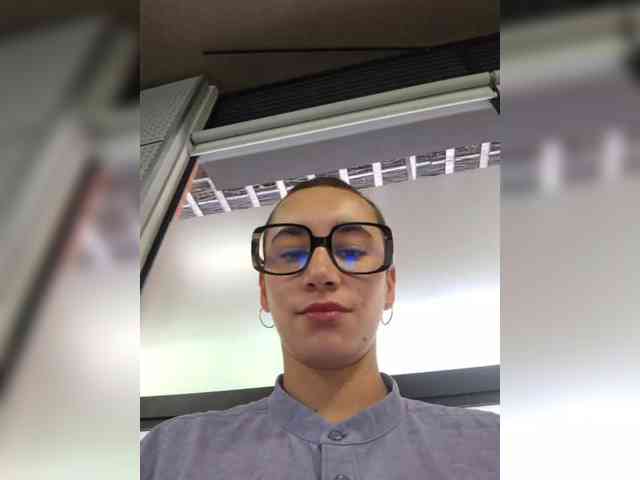 AntoniaDilune webcam