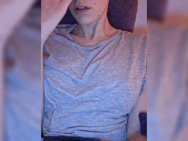 AntoniaDilune webcam