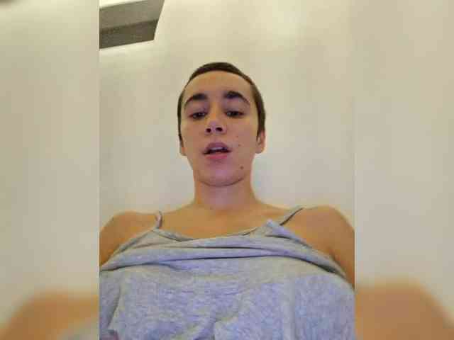 AntoniaDilune webcam