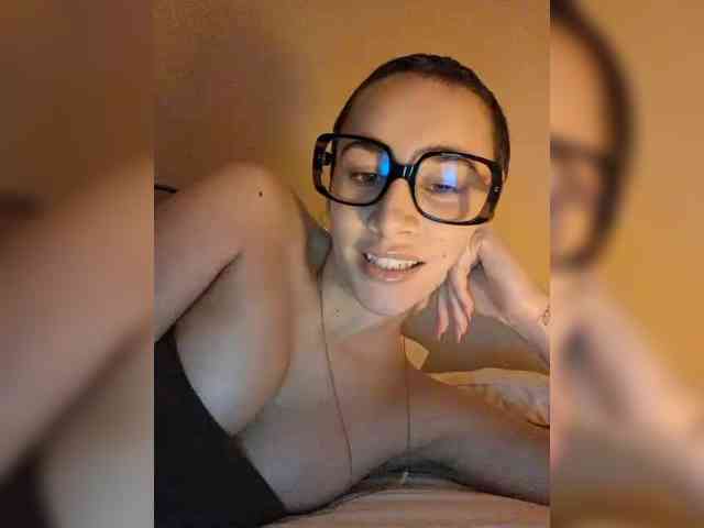 xxx live cam AntoniaDilune