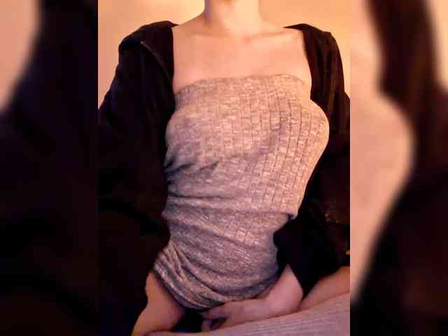 AntoniaDilune webcam