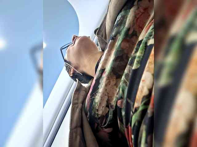 AntoniaDilune webcam