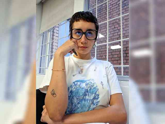 AntoniaDilune webcam