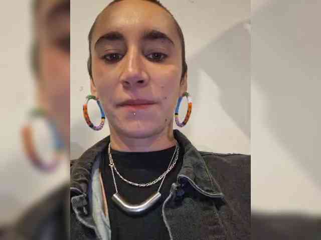 AntoniaDilune webcam