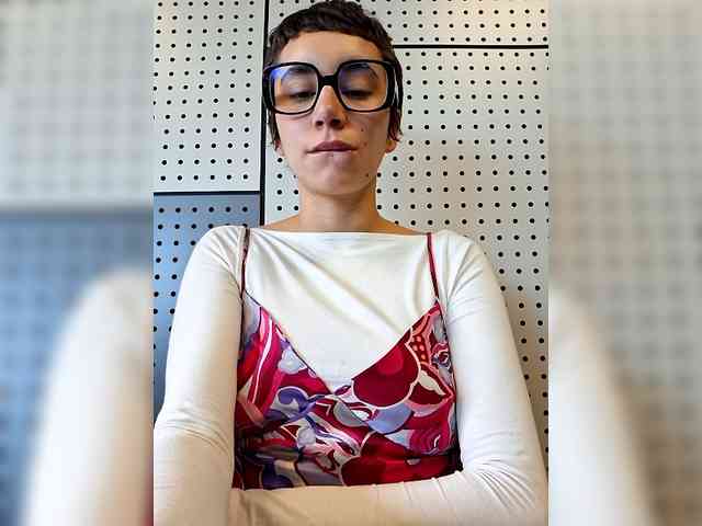 AntoniaDilune webcam