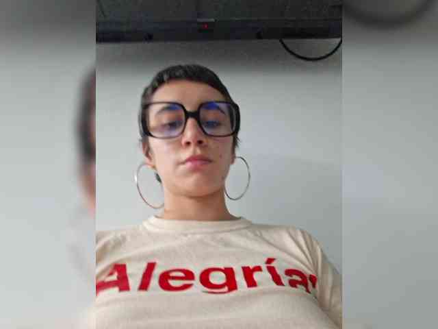 AntoniaDilune webcam