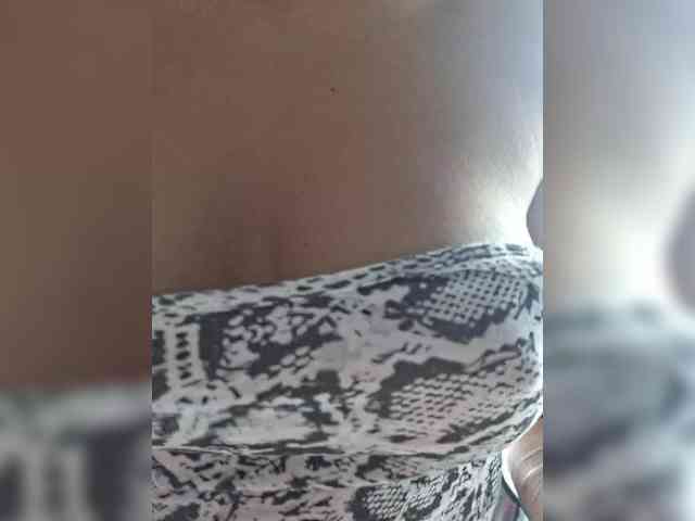 AntoniaDilune webcam