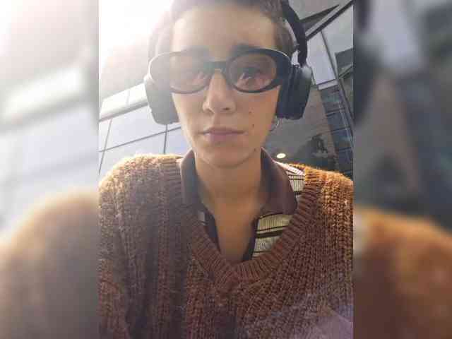 AntoniaDilune webcam