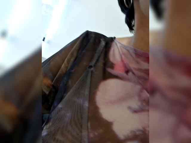 AntoniaDilune webcam