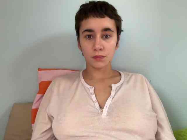 AntoniaDilune webcam