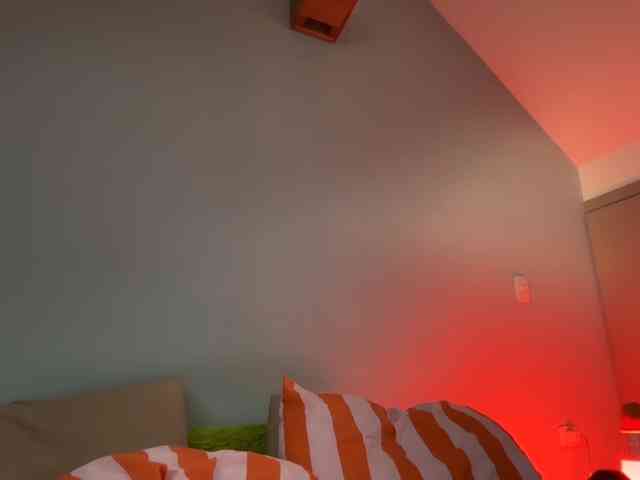 AntoniaDilune webcam