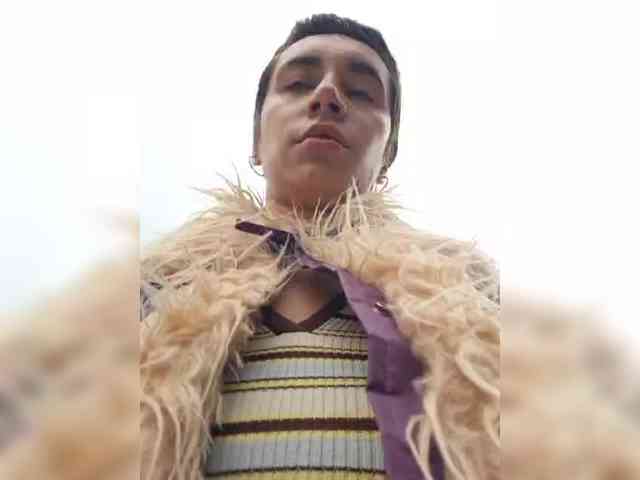 AntoniaDilune webcam