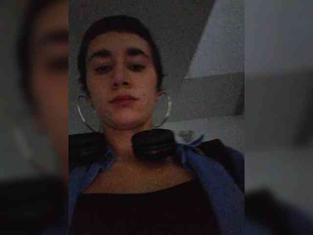 AntoniaDilune webcam