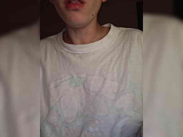 AntoniaDilune webcam