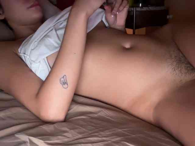 AntoniaDilune webcam