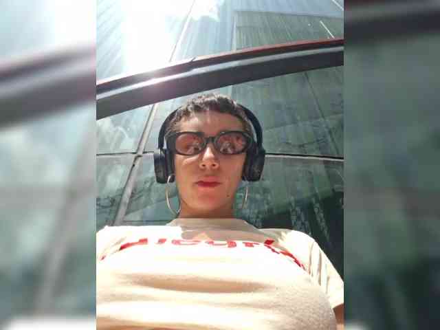 AntoniaDilune webcam