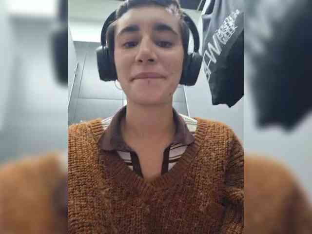 AntoniaDilune webcam