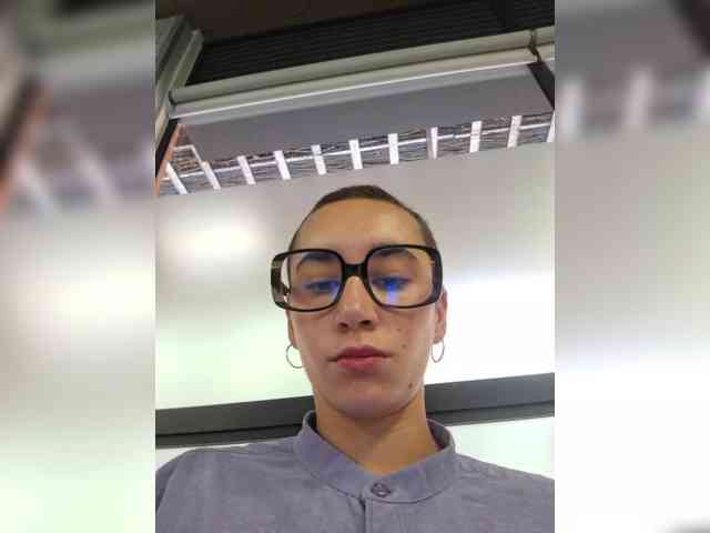 AntoniaDilune webcam
