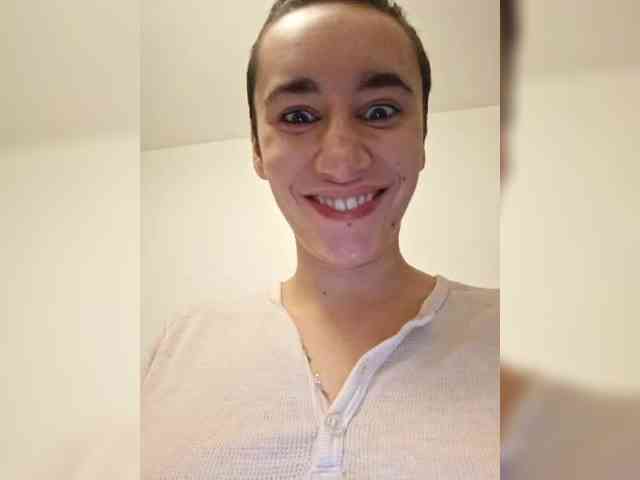 AntoniaDilune webcam