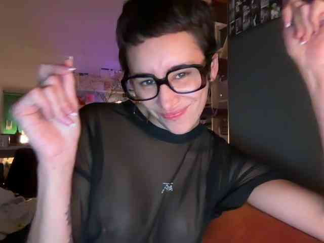 AntoniaDilune webcam