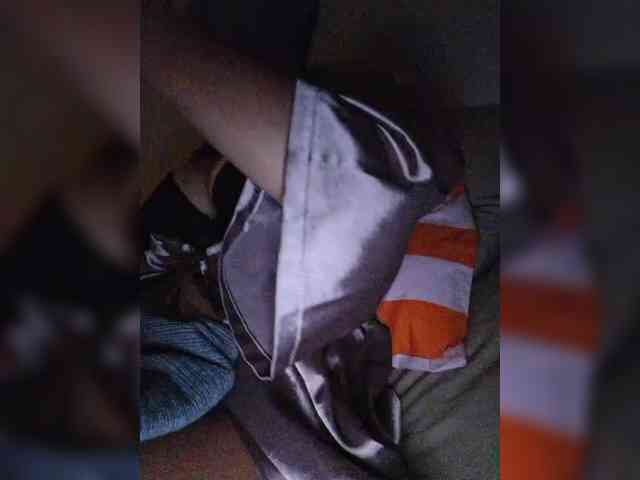 AntoniaDilune webcam