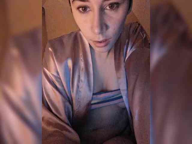 AntoniaDilune webcam