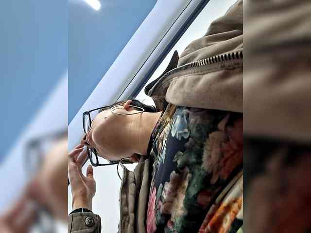 AntoniaDilune webcam