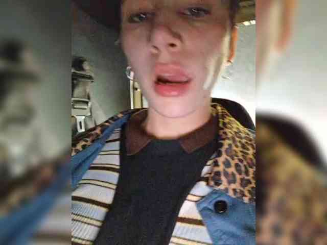 AntoniaDilune webcam