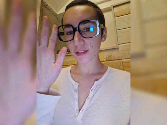 AntoniaDilune webcam