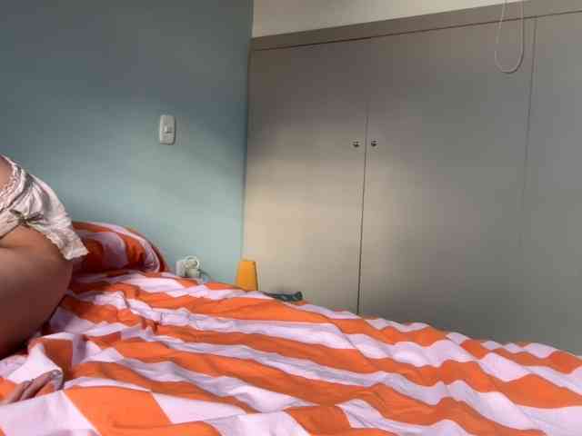 AntoniaDilune webcam