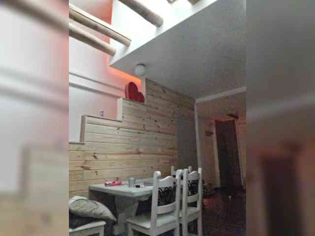 AntoniaDilune webcam