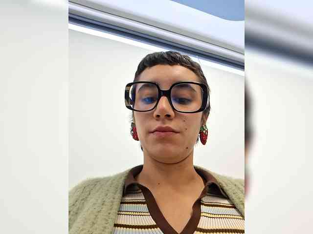 AntoniaDilune webcam