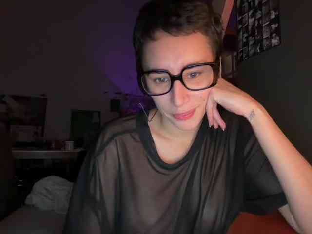 AntoniaDilune webcam