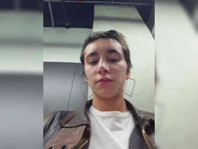 AntoniaDilune webcam