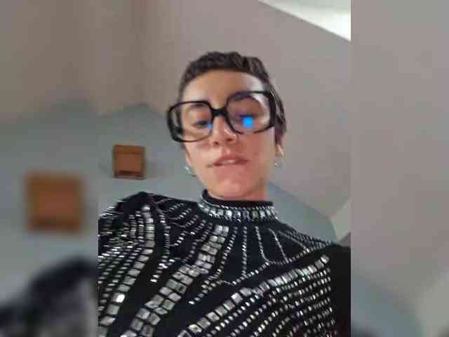 AntoniaDilune webcam