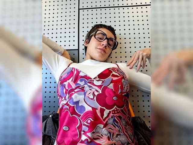 AntoniaDilune webcam