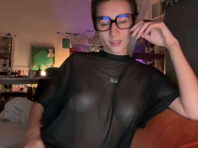 AntoniaDilune webcam