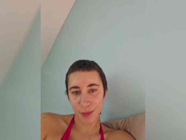 AntoniaDilune webcam