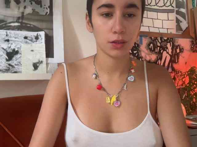 AntoniaDilune webcam