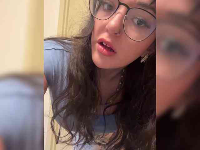 Tastycakes999 webcam