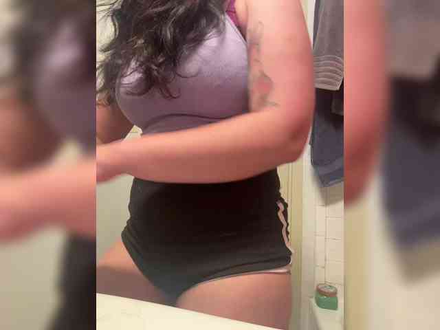 Tastycakes999 webcam