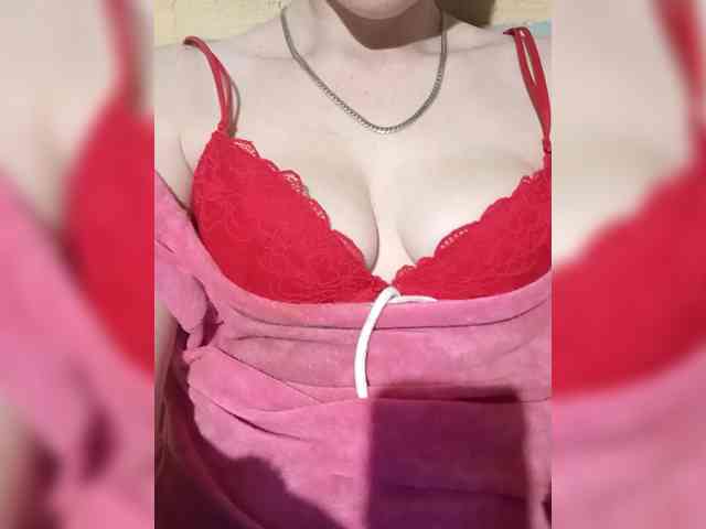 nadapopova4747 Live Webcam on BongaCams