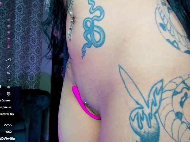 CreamyInkk webcam
